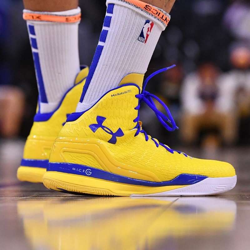 Under Armour Curry 8